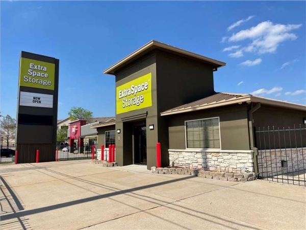 Storage Units at Extra Space Storage - 6391 - Houston - 14318 State Highway 249 - 14318 Texas 249