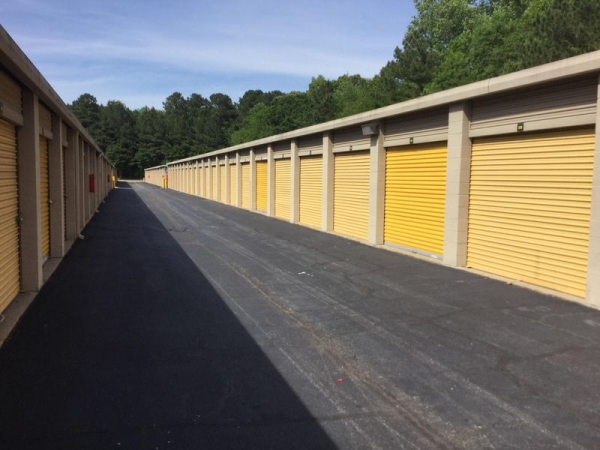 Storage Units at Extra Space Storage - 3019 - Riverdale - Highway 138 - Highway 138 Southwest