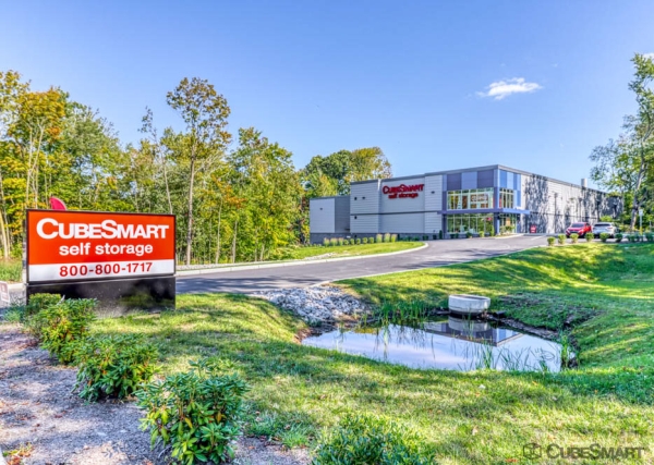 Facility photo: //images.sparefoot.com/medium/23545569df585c9292d.jpg