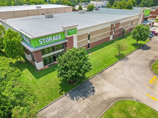 Storage Units at Extra Space Storage - 1973 - Missouri City - Highway 6 - 6400 Highway 6