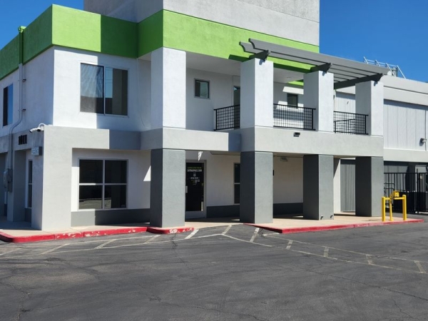 Storage Units at Extra Space Storage - 3484 - Henderson - Stufflebeam Ave - 1011 Stufflebeam Avenue