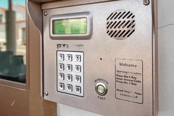 Facility photo: //images.sparefoot.com/medium/235499699430b506ec0.jpg