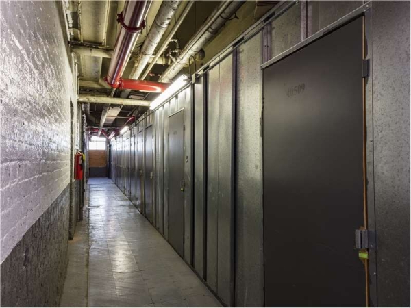 Storage Units at Extra Space Storage - 8878 - Bronx - Bronx Boulevard - 3240 Bronx Boulevard