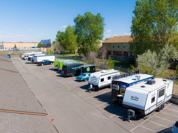 Facility photo: //images.sparefoot.com/medium/2356626a511c033685a.jpg