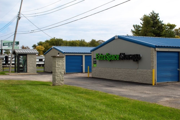 Facility photo: //images.sparefoot.com/medium/23567069942e48b3e54.jpg