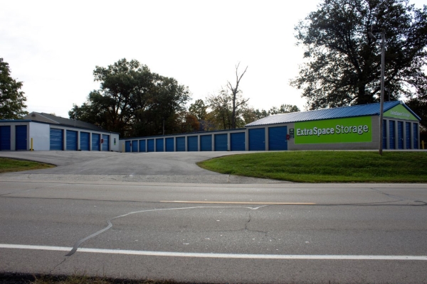 Facility photo: //images.sparefoot.com/medium/23567269942e4e2b941.jpg
