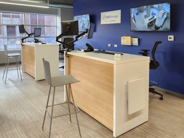 Storage Units at Extra Space Storage - 3328 - Chicago - 345 N Western Ave - 345 North Western Avenue