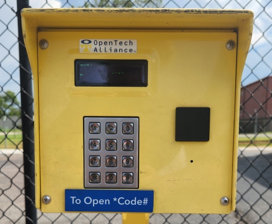 Facility photo: //images.sparefoot.com/medium/23568769942fcf2ec34.jpg