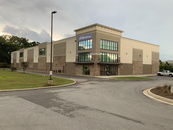 Storage Units at Extra Space Storage - 3636 - Huntsville - Hwy 72 - 6939 Highway 72 West