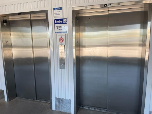 Storage Units at Extra Space Storage - 3870 - St Petersburg - Gandy Blvd N - 9999 Gandy Boulevard North