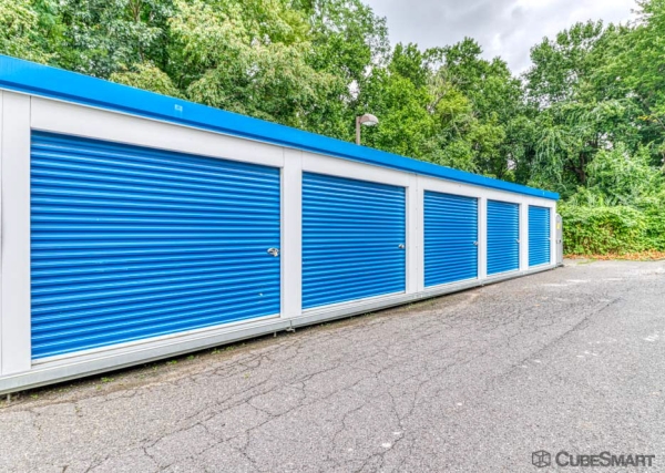 Facility photo: //images.sparefoot.com/medium/23574869df4c5110b0d.jpg
