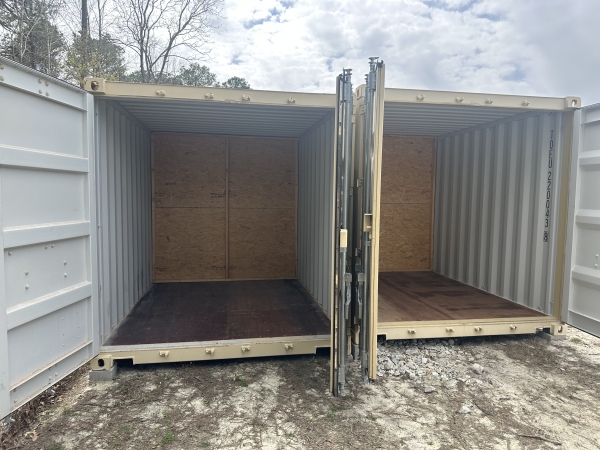 Facility photo: //images.sparefoot.com/medium/23579466184b47b2a75.jpg