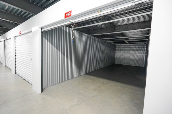 Facility photo: //images.sparefoot.com/medium/23582068f79eb4bd89a.jpg
