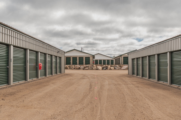 Facility photo: //images.sparefoot.com/medium/235898690e2cc5596a6.jpg