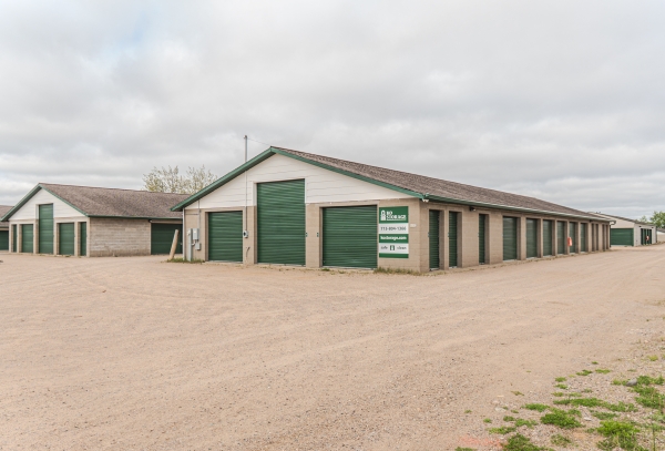 Facility photo: //images.sparefoot.com/medium/235898690e2ccc72e38.jpg