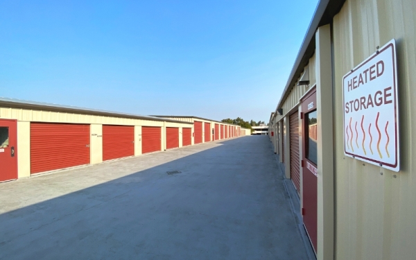 Facility photo: //images.sparefoot.com/medium/2359216622e67cf0401.jpg