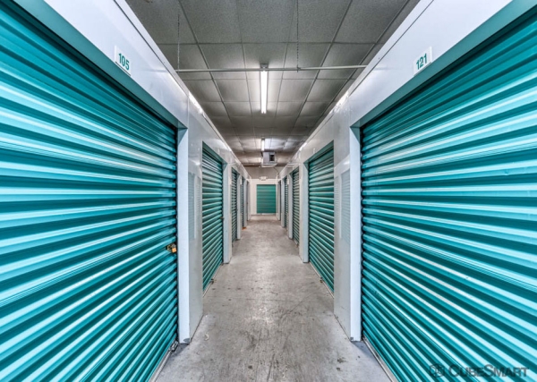 Facility photo: //images.sparefoot.com/medium/235997688330b896119.jpg