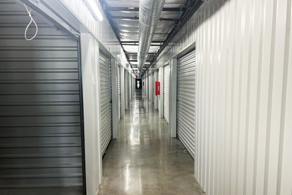 Facility photo: //images.sparefoot.com/medium/23603469e62a55086e3.jpg