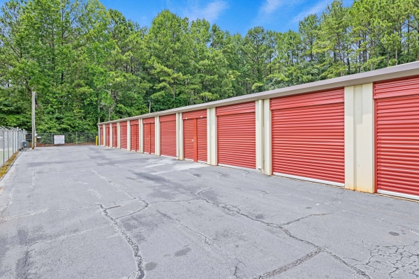 Facility photo: //images.sparefoot.com/medium/23608666bdf8a5b5271.jpg