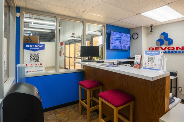 Facility photo: //images.sparefoot.com/medium/23612068892a350d649.jpg