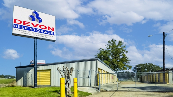 Facility photo: //images.sparefoot.com/medium/2361256980ffd06a4de.jpg