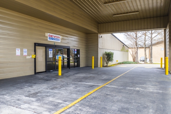 Facility photo: //images.sparefoot.com/medium/23612868c07ebbd4931.jpg
