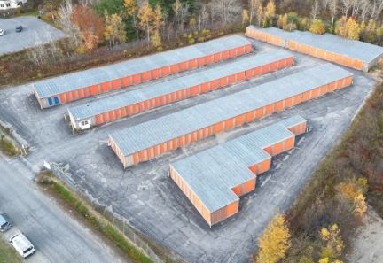 Facility photo: //images.sparefoot.com/medium/236147688b971951400.jpg