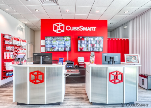 Storage Units at CubeSmart Self Storage - Foundation Park Boulevard Southeast - 1565 Foundation Park Boulevard Southeast