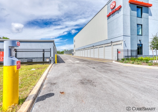 Storage Units at CubeSmart Self Storage - Foundation Park Boulevard Southeast - 1565 Foundation Park Boulevard Southeast