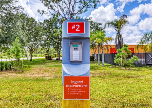 Storage Units at CubeSmart Self Storage - Foundation Park Boulevard Southeast - 1565 Foundation Park Boulevard Southeast