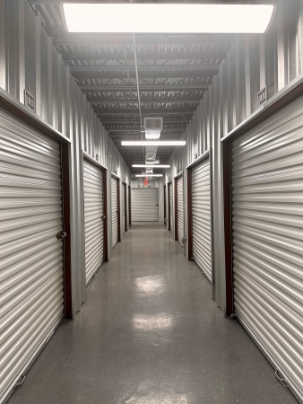 Facility photo: //images.sparefoot.com/medium/236161663d07548b525.jpg