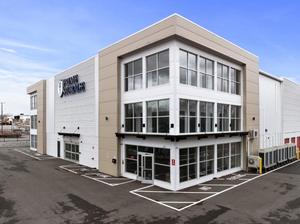 Facility photo: //images.sparefoot.com/medium/2362076823ae3c52d1c.jpg