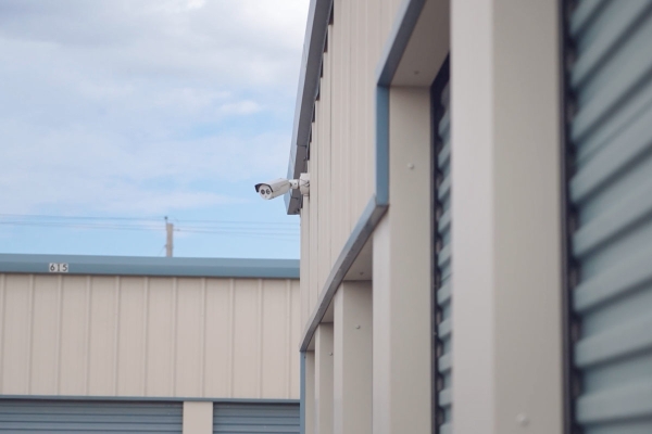 Facility photo: //images.sparefoot.com/medium/2362646974254379633.jpg