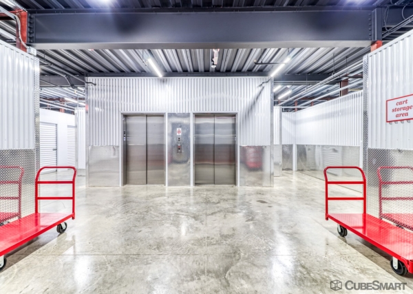Facility photo: //images.sparefoot.com/medium/236462688b2758cc793.jpg
