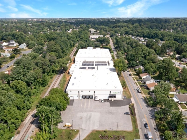 Facility photo: //images.sparefoot.com/medium/2366066904fb034c1d9.jpg