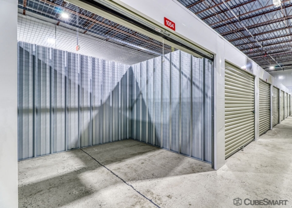 Facility photo: //images.sparefoot.com/medium/23664369fc66f07d752.jpg