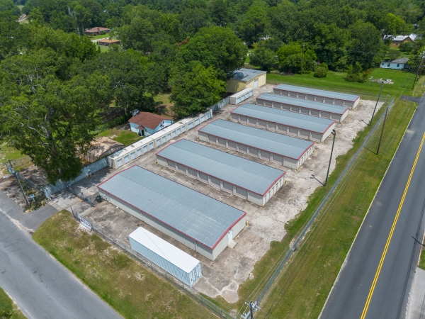Facility photo: //images.sparefoot.com/medium/23670066fdac7ecff05.jpg