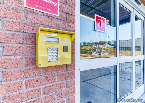 Storage Units at CubeSmart Self Storage GA Marietta LeLand Dr - 1966 Leland Drive