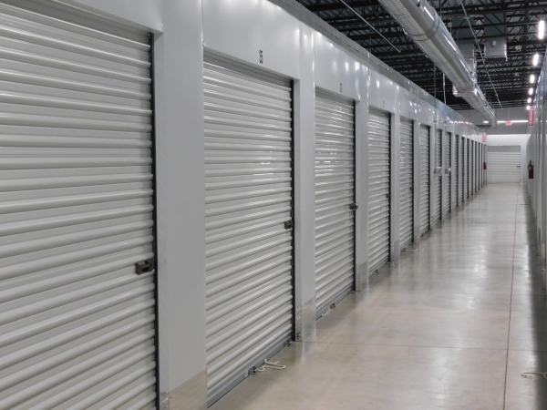 Facility photo: //images.sparefoot.com/medium/2368676683454138b14.jpg