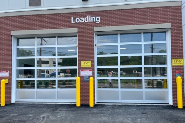 Facility photo: //images.sparefoot.com/medium/23686868fa29fd245ae.jpg