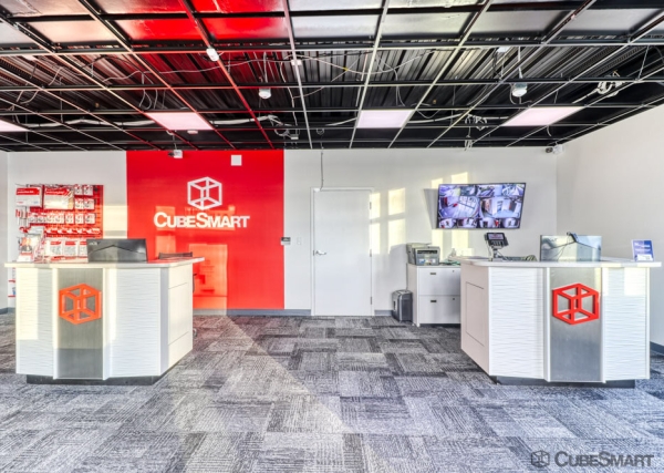 Facility photo: //images.sparefoot.com/medium/23688369fc403e8bcb8.jpg
