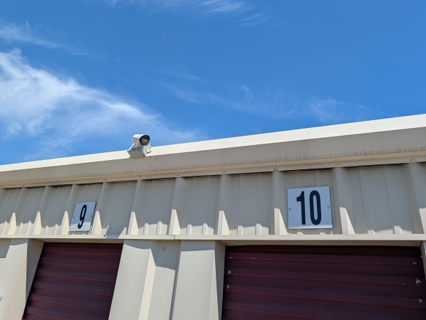Facility photo: //images.sparefoot.com/medium/2370306a05c78d15605.jpg