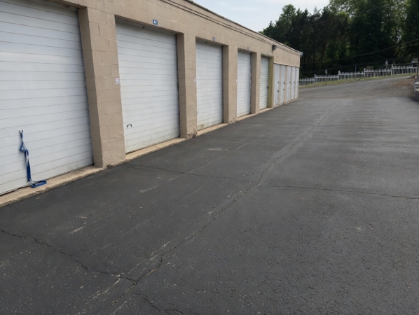 Facility photo: //images.sparefoot.com/medium/2370376a0b2befd48cc.jpg