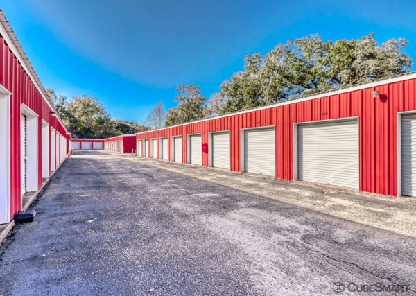 Facility photo: //images.sparefoot.com/medium/2370456881d03b34d22.jpg