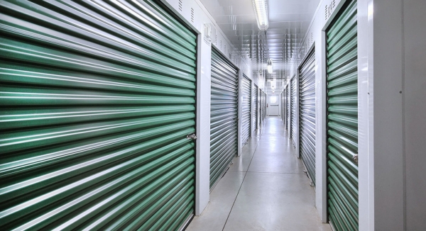 Facility photo: //images.sparefoot.com/medium/23706168dd4e9363dd1.jpg