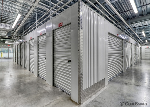 Facility photo: //images.sparefoot.com/medium/23709969f708a897d12.jpg