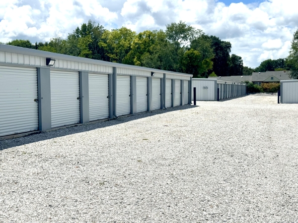 Facility photo: //images.sparefoot.com/medium/23716868c098a691ee7.jpg