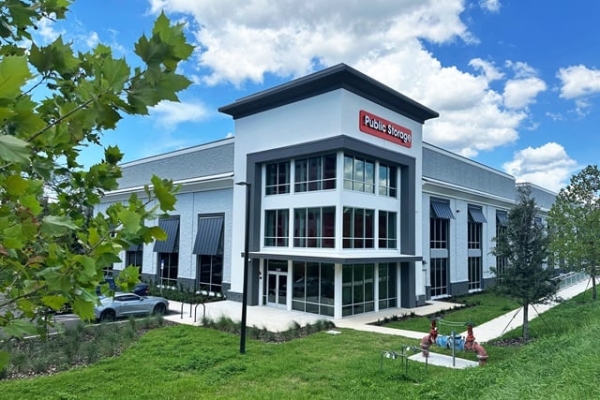 Facility photo: //images.sparefoot.com/medium/23720069e383f7e422f.jpg