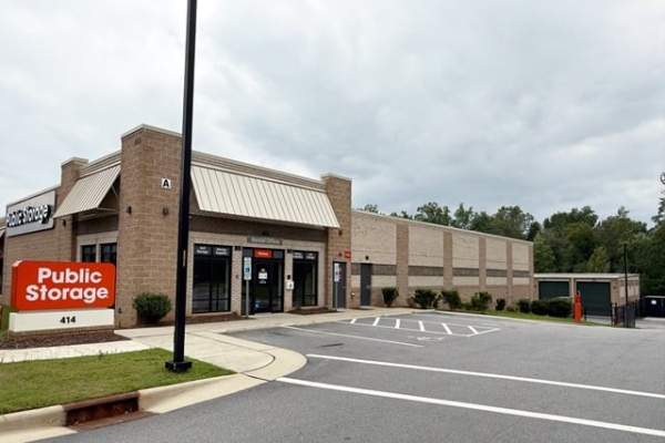 Public Storage - Fuquay-Varina - 414 Judd Pkwy SW
