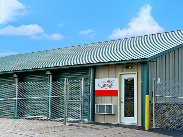 Storage Units at Storage Rentals of America - Genoa City - Elizabeth Lane - 180 Elizabeth Lane
